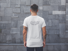 Kép betöltése a galériamegjelenítőbe: AKPH small logo PHOREVER™ back modern-fit Tee (14 colors | S-5XL)