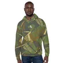 Kép betöltése a galériamegjelenítőbe: ESSAIDE camo "Hisz Sztori" hoodie (2XS-6XL)

