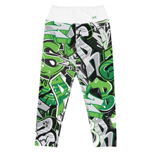 Kép betöltése a galériamegjelenítőbe: PANEL™ "LimeWall" Yoga Capri Leggings (XS-XL)
