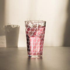 PANEL™ Shaker pint glass