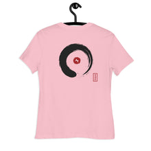 Kép betöltése a galériamegjelenítőbe: AKPH "ZenBud gal" women's relaxed tee (S-3XL)
