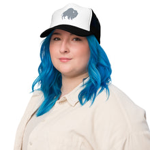 Kép betöltése a galériamegjelenítőbe: BuffaLOVE Foam trucker hat (6 colors)
