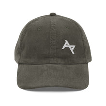 Kép betöltése a galériamegjelenítőbe: AKPH logo Vintage corduroy cap (5 colors)
